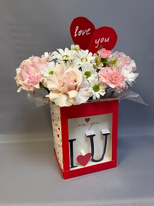 Букет цветов Валентинка love
